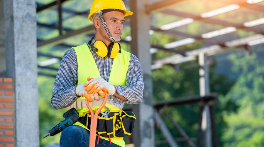 Professional gutter cleaning in Saverton, MO